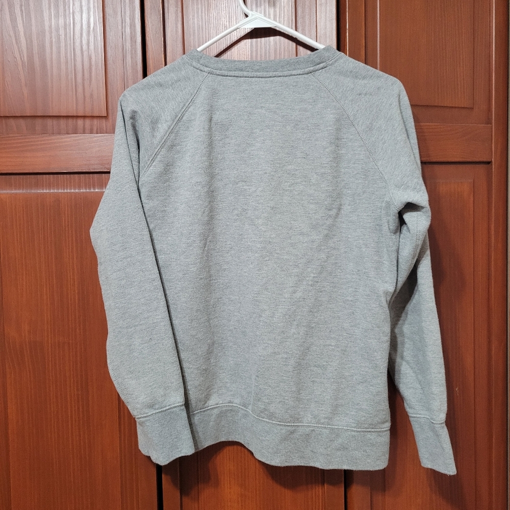 Eddie Bauer Solid Gray Crewneck Long Sleeve Casual Everyday Swestshirt | Small - Picture 2 of 7